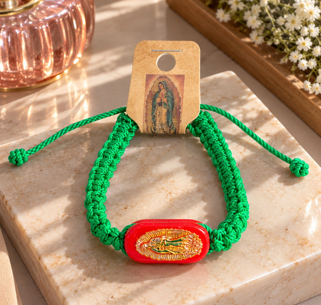 6 Pulsera Verde de la Virgencita con Medalla $14.4
