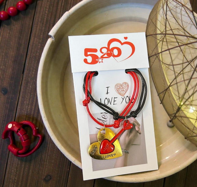 12 Pulseras Parejas Corazon con Flecha $13.7 c/u