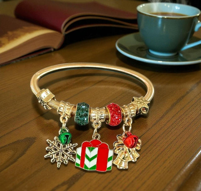 12 Pulseras Navideñas Tipo Pandora Doradas $14.9 c/u