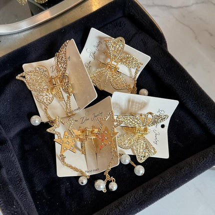 12 Pinzas Figuras Doradas con Pedreria y Perlas Dijes $18 c/u