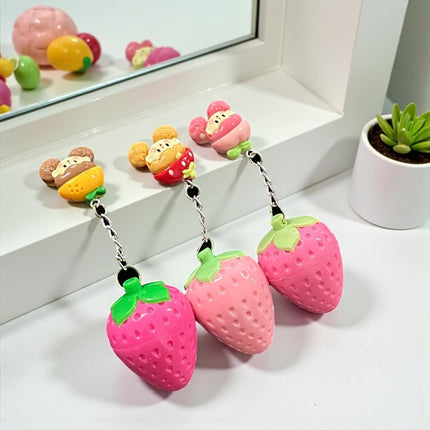 24 Bálsamos de Fresita para Labios $10.3 c/u