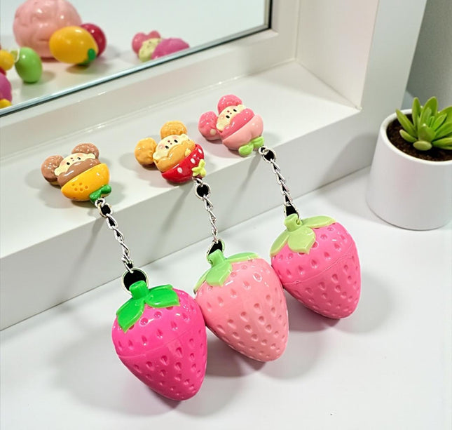 24 Bálsamos de Fresita para Labios $10.3 c/u