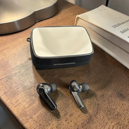 Audifonos Inalambricos com Estuche Digital