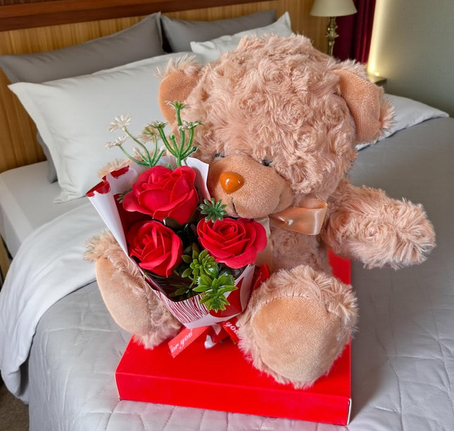 Oso de Peluche con Flores de Jabón en Caja