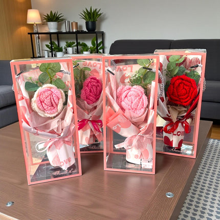 Ramo de Rosa Crochet Ccon Luz de Hadas en Caja de Regalo