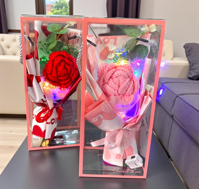 Ramo de Rosa Crochet Ccon Luz de Hadas en Caja de Regalo