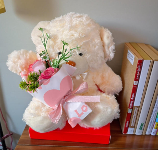 Oso de Peluche con Flores de Jabón en Caja