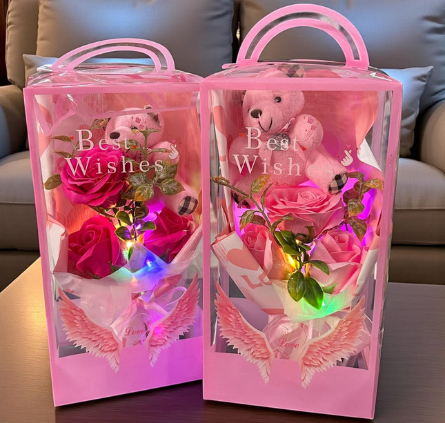 Ramos de 3 Rosas de Jabón con Osito, en Caja de Regalo