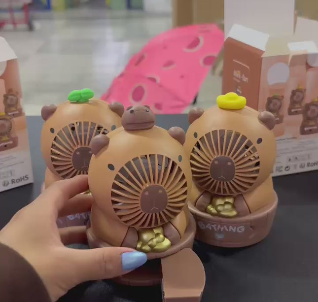 Ventilador Capibara Con Luz y Sacpuntas Incluido