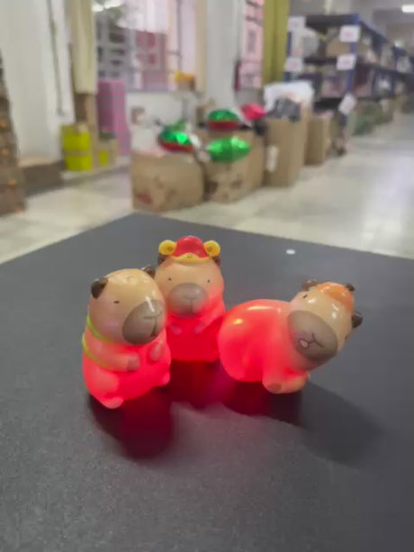 12 Squishies Capibaras Con Luz $10.5 c/u