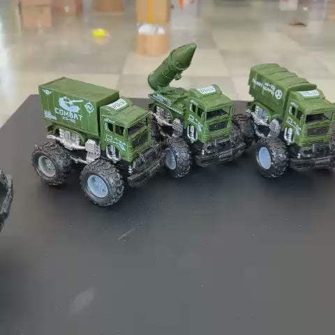 3 Carritos Fricción Militares de Juguete $36 c/u